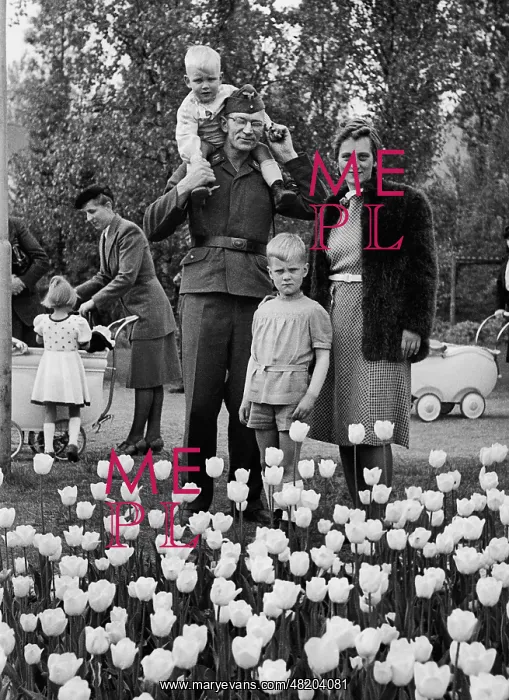 : German family, 1943