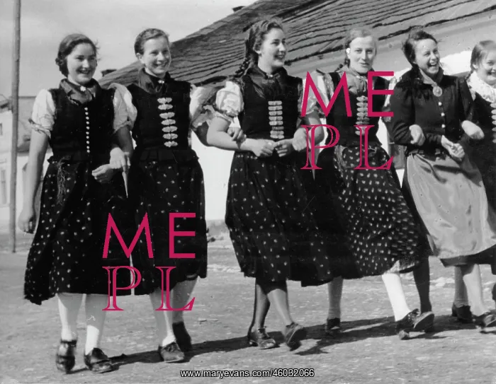 : German girls from Slovakia : German girls from Slovakia