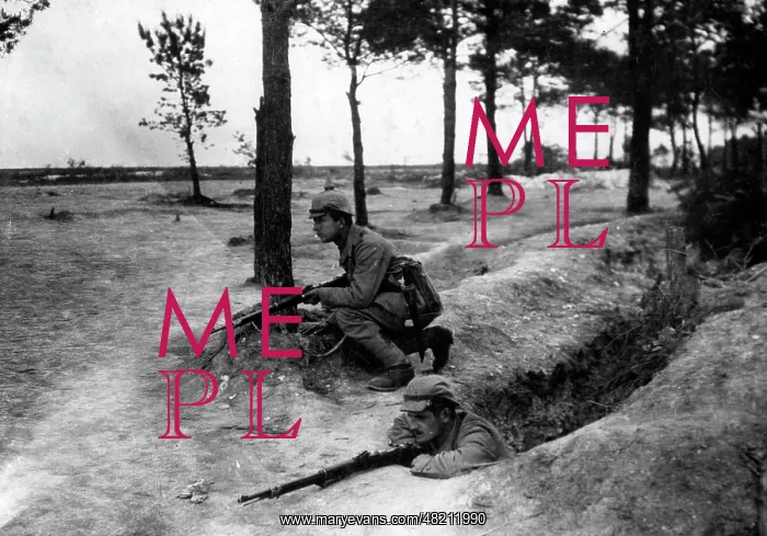 : German guards at the Western Front, 1915 : German guards at the Western Front, 1915