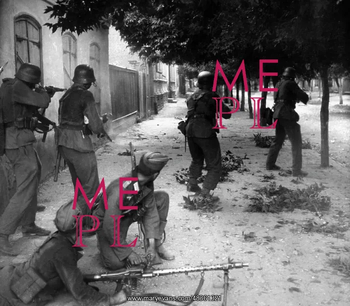 : German infantry in urban warfare, 1941 : German infantry in urban warfare, 1941