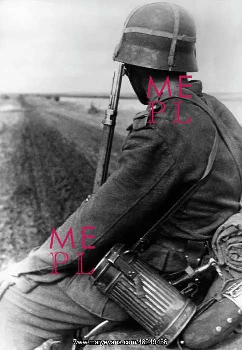 : German infantryman on the Eastern Front, 1941 : German infantryman on the Eastern Front, 1941
