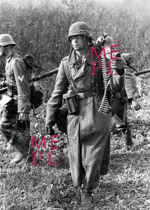 : German infantrymen on the Eastern Front, 1941 : German infantrymen on the Eastern Front, 1941