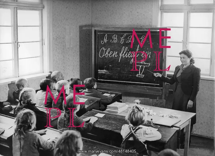 : German lessons in a school, 1944 : German lessons in a school, 1944
