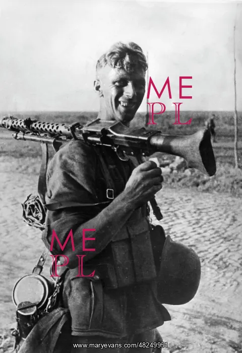 : German machine gunner in Ukraine, 1941 : German machine gunner in Ukraine, 1941