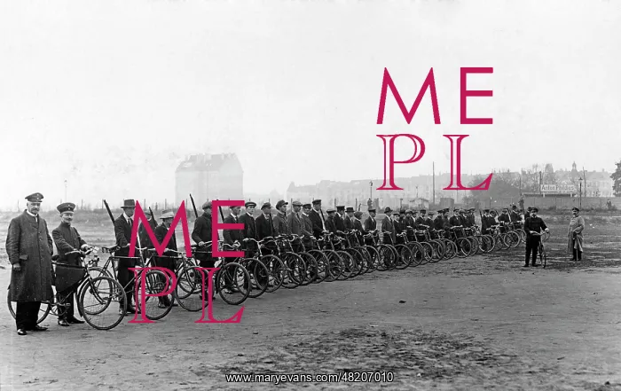 : German men at a paralilitary training, 1914 : German men at a paralilitary training, 1914