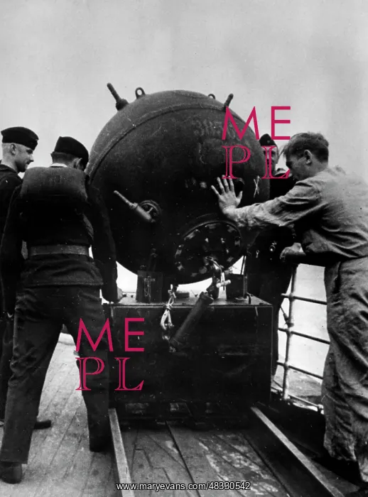 : German minelayer, 1940 : German minelayer, 1940