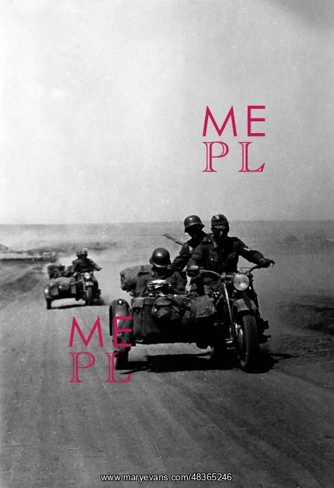 : German motorcycle battalion on the advance : German motorcycle battalion on the advance