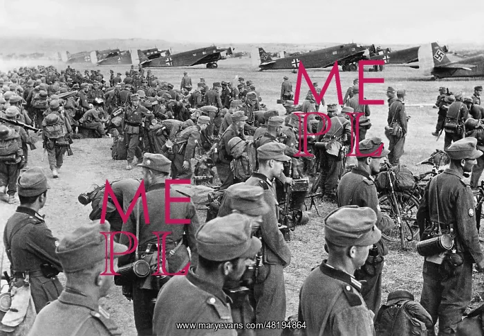 : German mountain infantry before their flight to Crete, 1941 : German mountain infantry before their flight to Crete, 1941