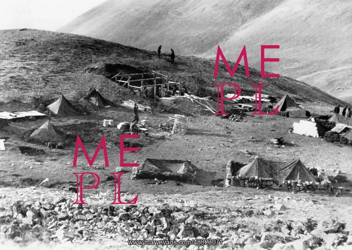 : German mountain troops on Mount Elbrus, 1942 : German mountain troops on Mount Elbrus, 1942