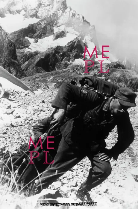 : German mountain troops on Mount Elbrus, 1942 : German mountain troops on Mount Elbrus, 1942