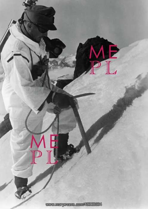 : German mountain troops on Mount Elbrus, 1942 : German mountain troops on Mount Elbrus, 1942