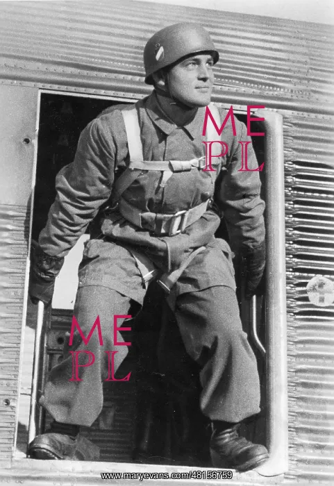 : German paratrooper during jumping instruction, 1940 : German paratrooper during jumping instruction, 1940