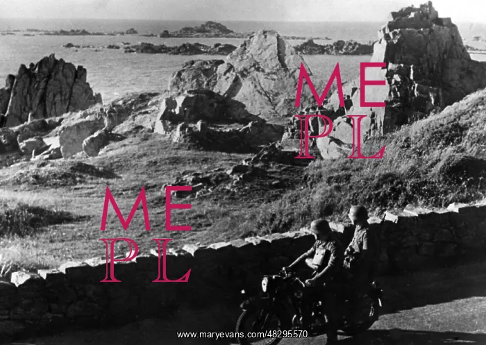 : German patrol on Guernsey, 1940 : German patrol on Guernsey, 1940