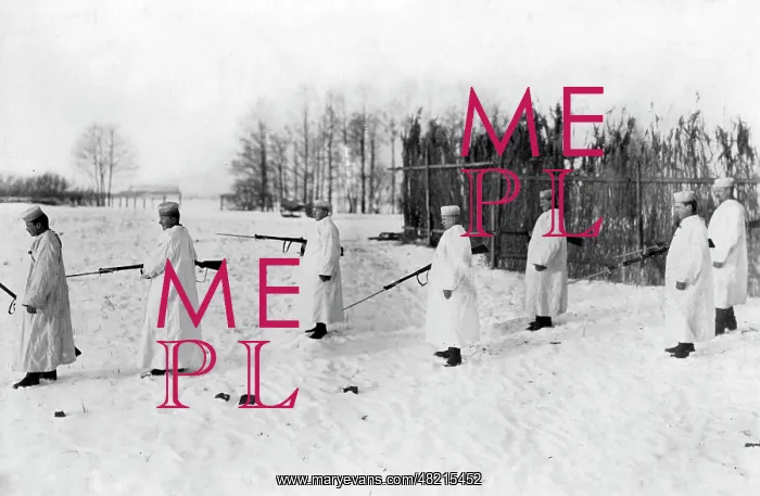: German patrol with snow coats, 1915 : German patrol with snow coats, 1915