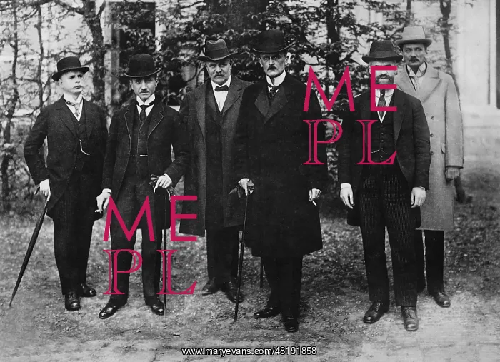 : The german peace-delegation in Versailles, 1919 : The german peace-delegation in Versailles, 1919
