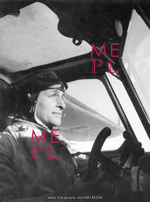 : German pilot in the cockpit of his plane, 1940 : German pilot in the cockpit of his plane, 1940