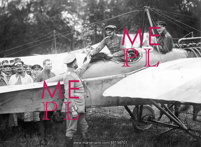 : German pilots upon their return home, 1914 : German pilots upon their return home, 1914