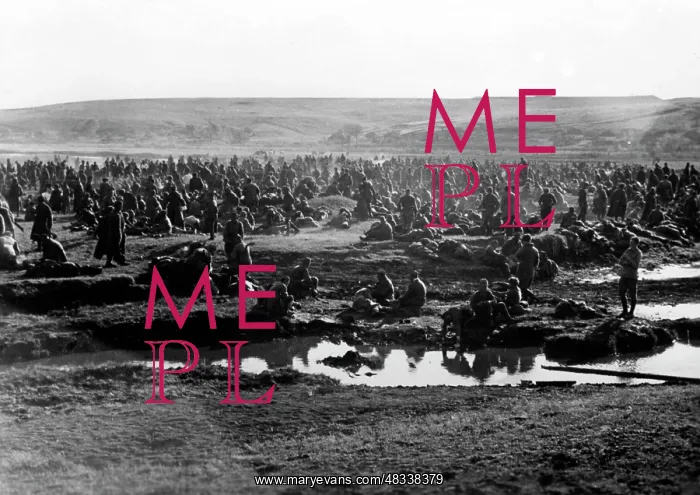 : German prisoner of war camp on the Eastern Front, May 1942 : German prisoner of war camp on the Eastern Front, May 1942