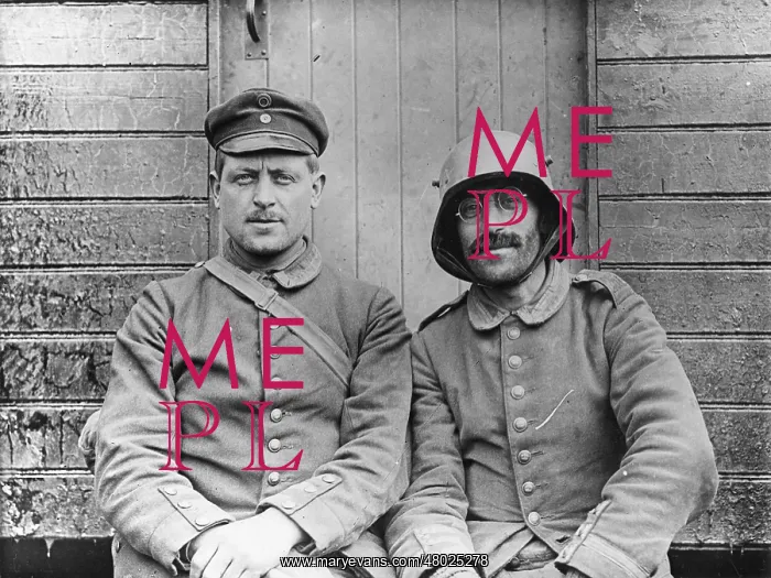 : German prisoners captured by Canadians at Vimy, WW1 : German prisoners captured by Canadians at Vimy, WW1
