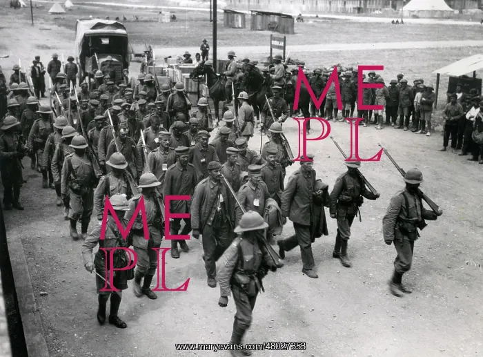 : German prisoners marching, Balkan Front, WW1 : German prisoners marching, Balkan Front, WW1