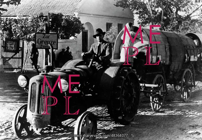 : German refugees in Poland, 1944 : German refugees in Poland, 1944