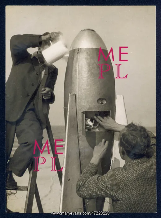 : GERMAN ROCKET EXPERIMENT : GERMAN ROCKET EXPERIMENT