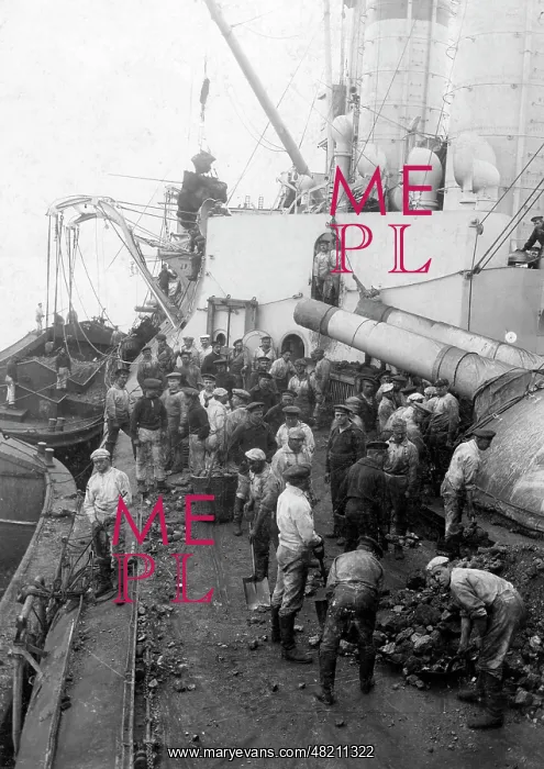 : German sailors shipping coal, 1916 : German sailors shipping coal, 1916