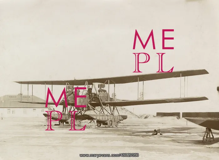  : German seaplane on a beach, WW1
