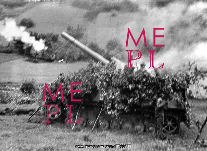  : German self-propelled gun Hummel, 1944