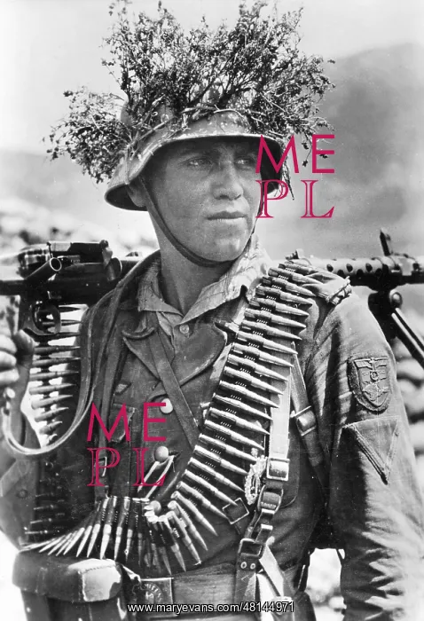 : German soldier, 1943 : German soldier, 1943