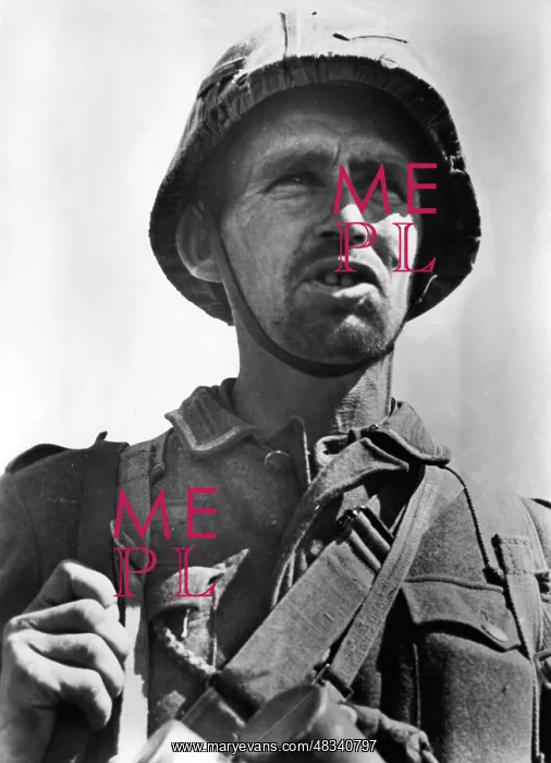 : German soldier - Eastern Front, 1943 : German soldier - Eastern Front, 1943