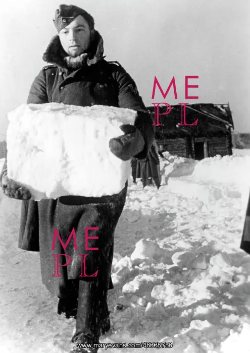 : German soldier on the Eastern Front in winter, 1942 : German soldier on the Eastern Front in winter, 1942