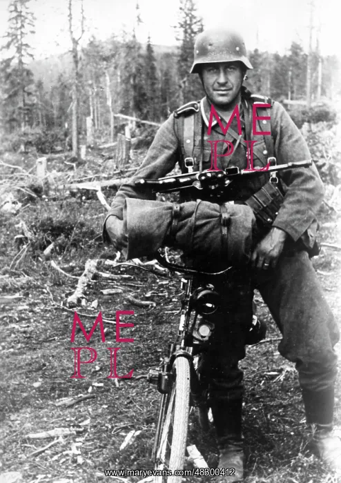 : German soldier at the front in Finland, 1943 : German soldier at the front in Finland, 1943