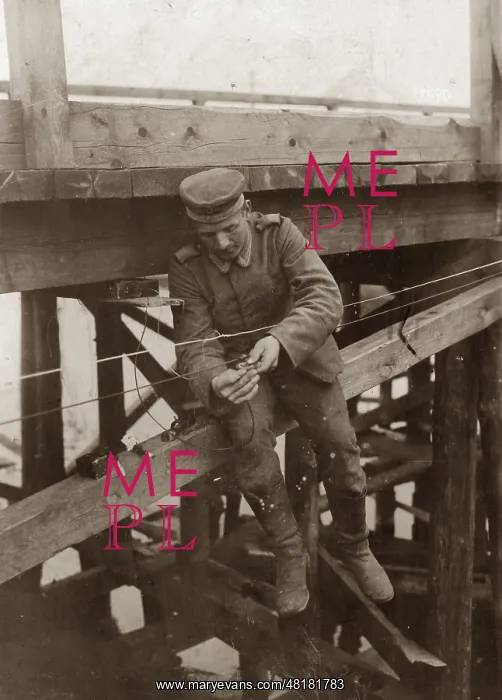 : German soldier while preparing explosive charges on the West : German soldier while preparing explosive charges on the West
