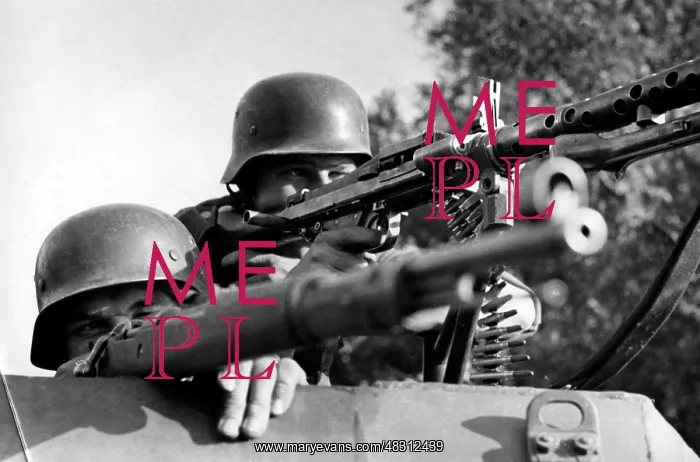 : German soldiers, 1942 : German soldiers, 1942