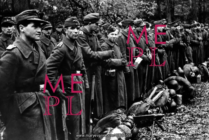 : German soldiers, 1944 : German soldiers, 1944