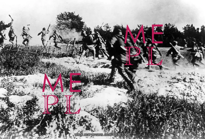 : German soldiers during an attack on the Western Front : German soldiers during an attack on the Western Front