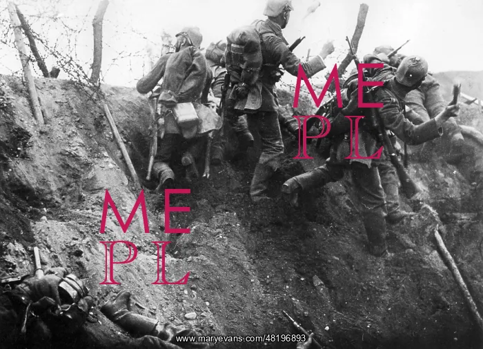 : German soldiers in the battle, 1916 : German soldiers in the battle, 1916
