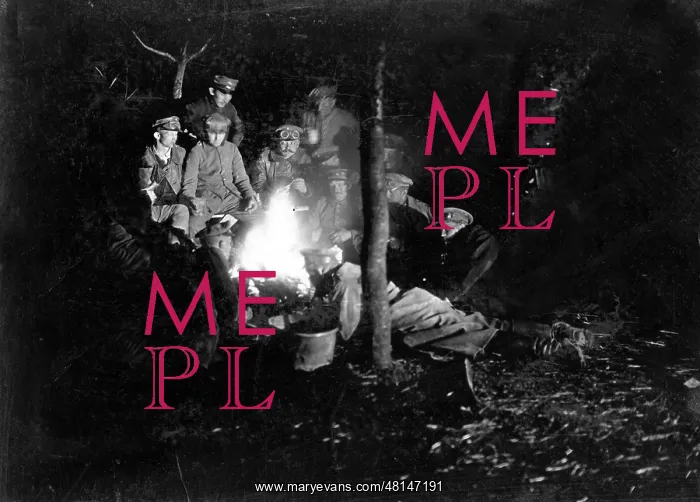 : German soldiers at a campfire, 1915 : German soldiers at a campfire, 1915