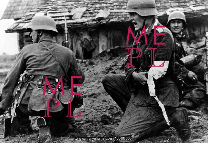 : German soldiers in close combat - Eastern Front, 1941 : German soldiers in close combat - Eastern Front, 1941