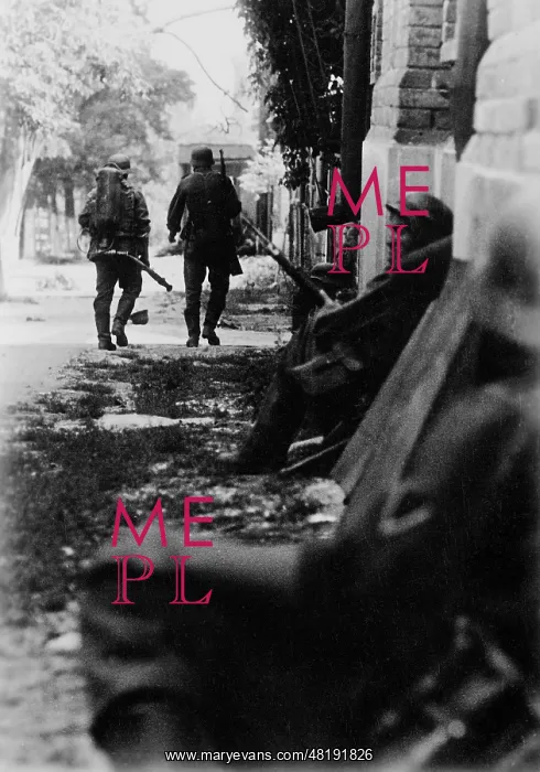 : German soldiers during combat in Rostov, 1942 : German soldiers during combat in Rostov, 1942