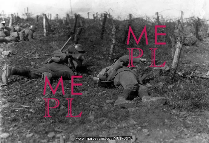 : German Soldiers Cut their Way through a Barbed Wire Entangle : German Soldiers Cut their Way through a Barbed Wire Entangle