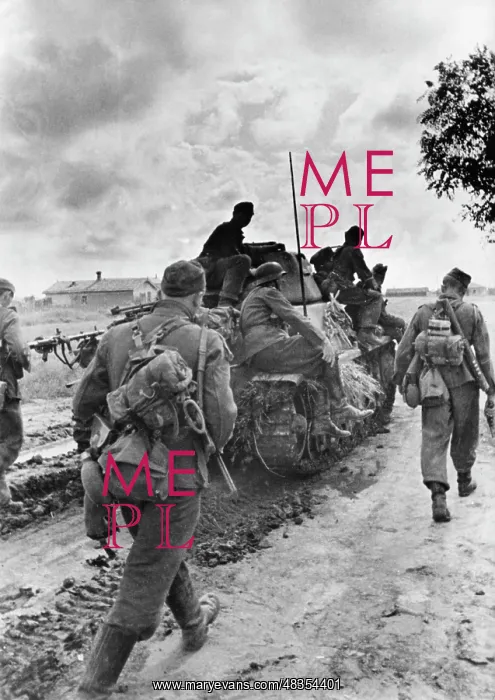 : German soldiers on the Eastern Front, 1943 : German soldiers on the Eastern Front, 1943