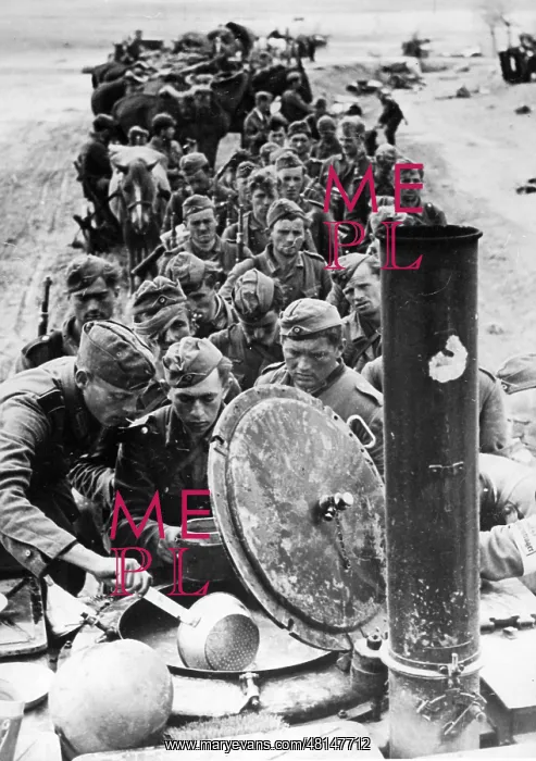 : German soldiers in a field kitchen, 1941 : German soldiers in a field kitchen, 1941