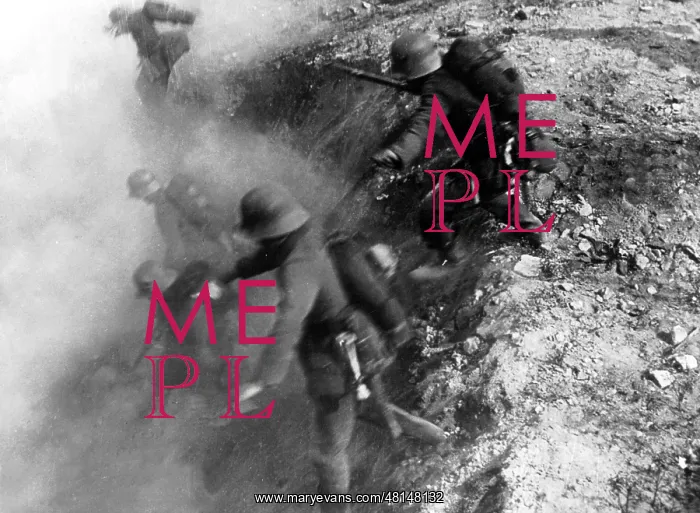 : German soldiers under fire, 1918 : German soldiers under fire, 1918