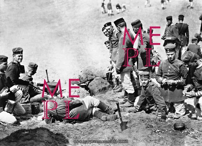 : German soldiers on maneuvers, 1911 : German soldiers on maneuvers, 1911