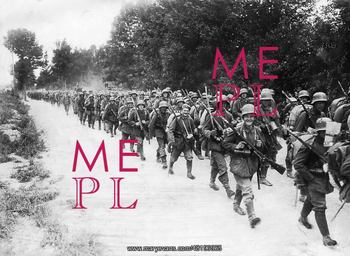 : German soldiers on the march in a resting position at the fr : German soldiers on the march in a resting position at the fr