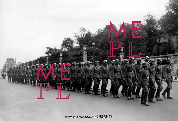 : German soldiers marching in Paris, July 1940 : German soldiers marching in Paris, July 1940