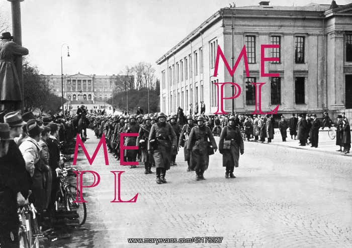 : German soldiers in Oslo, 1940 : German soldiers in Oslo, 1940