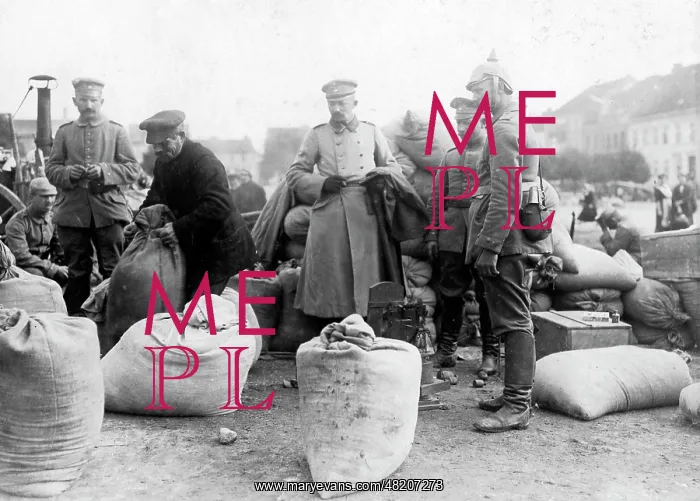 : German soldiers with requisition drafts in Brussels, 1914 : German soldiers with requisition drafts in Brussels, 1914